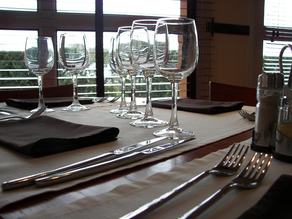 Comfort Hotel Orleans Saran Restaurant bilde